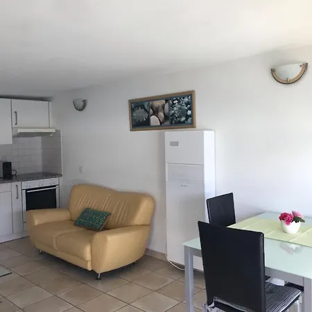 Casa Conti Al Lago Апартаменты *