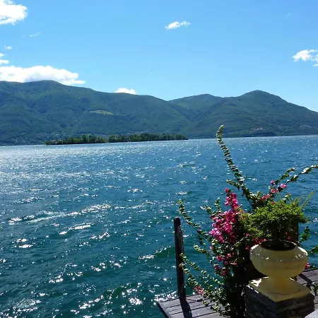 Casa Conti Al Lago * Ronco sopra Ascona